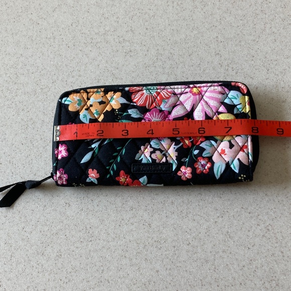 Vera Bradley Accordion Wallet Tangerine Twist - Picture 9 of 13